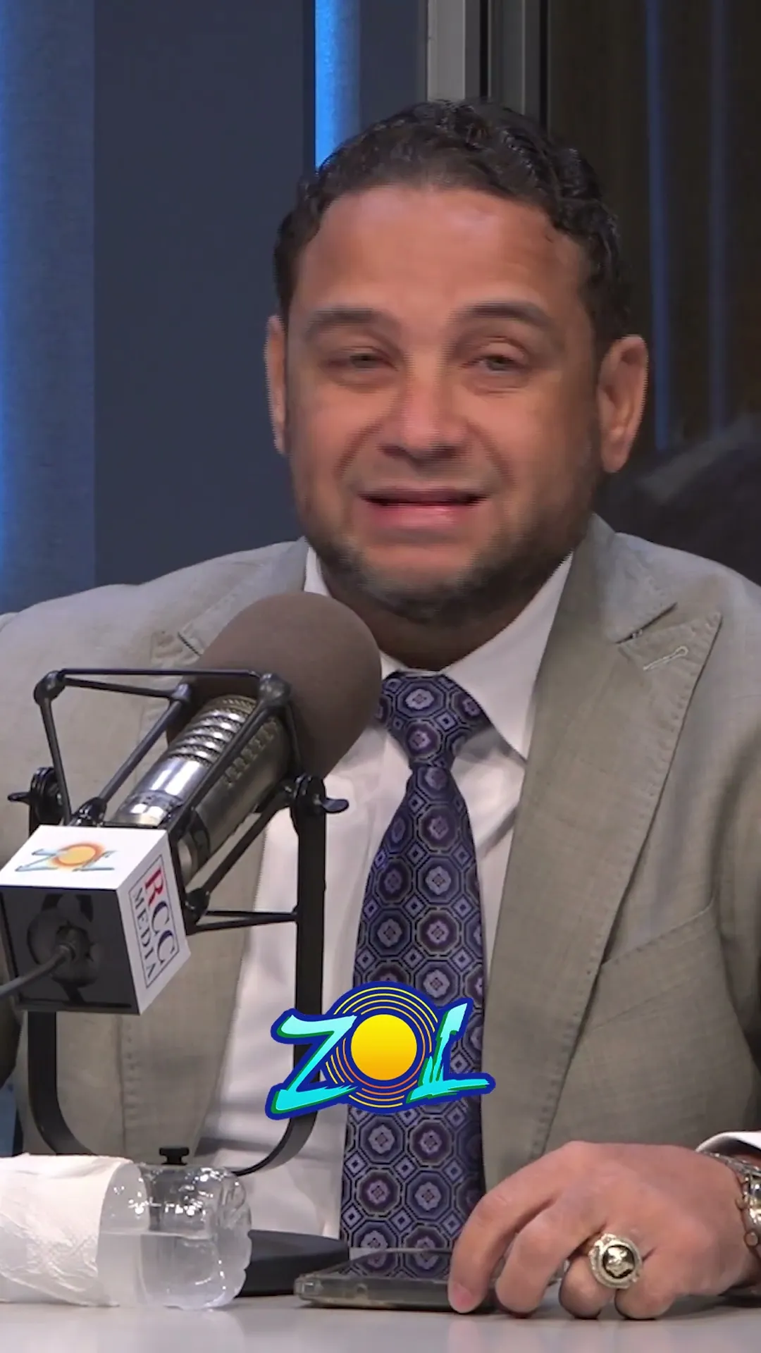 EL EQUIPO DE GONZALO ESTÁ EQUIVOCADO