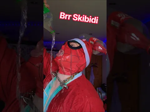 Brr Skibidi cover 😅 Ft. Spider-Santa Claus #shorts #comedy #christmas #cosplay