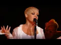 Pink - I Am Here (Live in Melbourne - Australia)