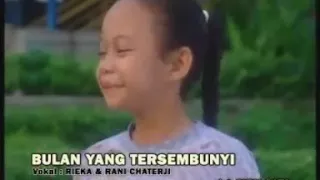 bulan yang bersembunyi