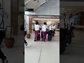 Pramgari batik air Malaysia di Bandara Lombok