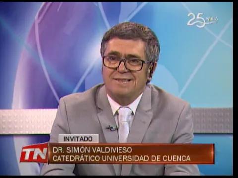 Dr. Simón Valdivieso 