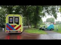 Lagu Automobilist naar ziekenhuis na botsing tegen boom in Marum
