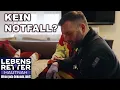 Download Lagu Schwere Grippe oder ernster Notfall? Tobias \u0026 Gökhan prüfen den Ernstfall | Lebensretter hautnah