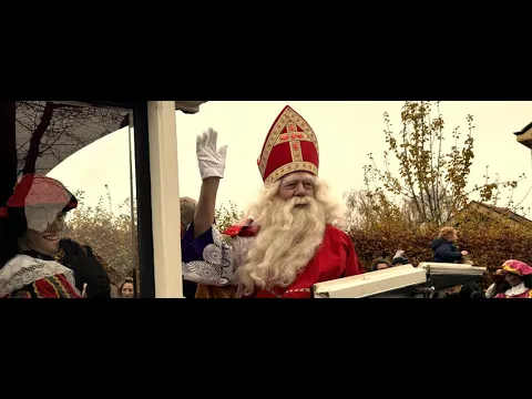 Video Reportage van de Sinterklaasintocht in Haaksbergen op 16 november 2024, met aankomst per stoomtrein. Dit zijn beelden van een eerdere editie.
