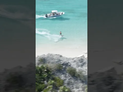 Racing boats 🏄‍♂️🏝️ @l@lindsurf