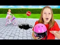 Download Lagu Nastya and her funny little friends