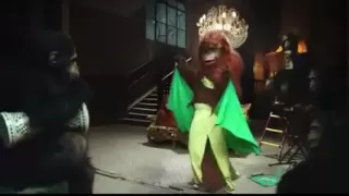 هما الحلوين علشان حلوين يعملوا كدة هو دندنها