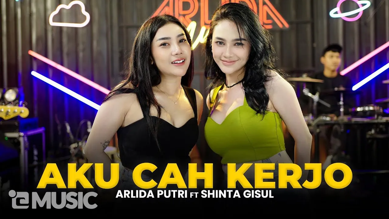 ARLIDA PUTRI FEAT. SHINTA GISUL - AKU CAH KERJO (Official Live Music Video) ARLIDA PUTRI FEAT. SHINTA GISUL - AKU CAH KERJO (Official Live Music Video)