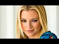 Amy Smart In G-Strlng Photos Leave Little To Imagination Take a look