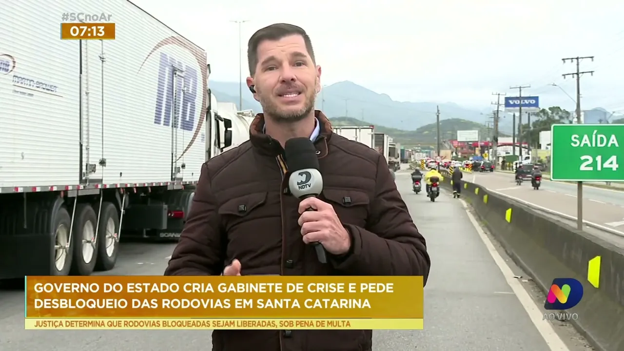 Governo de SC instala gabinete de crise para tratar problemas decorrentes dos bloqueios nas rodovias