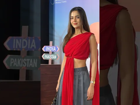 Red Carpet Glamour: Tejasswi Prakash Stuns at the "Udta Teer" Screening
