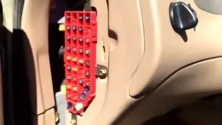 Ford Explorer 1995-2001 Fuse Box Location