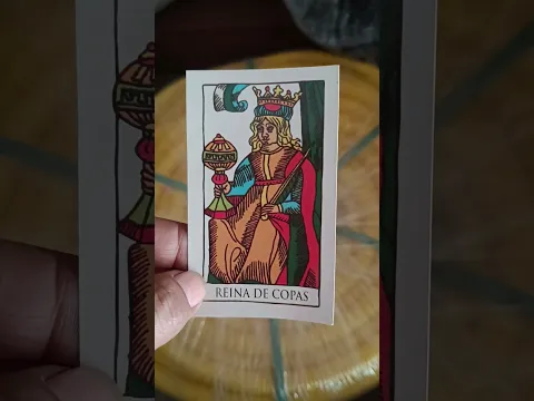 ​✨ PORTAL 09/09: ENERGÍA DE LA REINA DE COPAS ✨Hoy se activa un momento de renovación emocional
