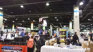 A Quick View of the Chicago Sports Spectacular Auto Card Show - Rosemont IL 26