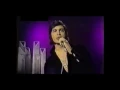 Download Lagu Engelbert Humperdinck LIVE - Am I That Easy To Forget
