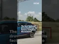 Download Lagu De eerste Tesla is zojuist zelf vanuit de fabriek naar de klant gereden #EV #robotaxi