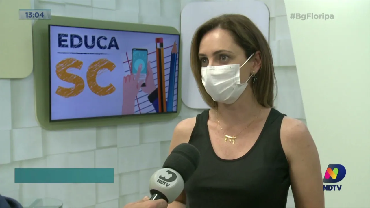 A menos de um mês para o Enem, alunos tiram dúvidas e encontram a melhor rotina de estudos