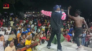 mbwido mc show live vibe la kitaa at longoni beach 