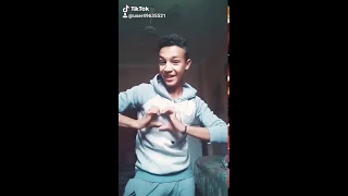 بوسه من الشفه ال بنت القلب  بوسه من الشفه ال بنت القلب