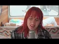 Lisa nous a chanté un morceau bouleversant lors d'un Open Mic à Paris