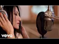 Download Lagu Susan Wong - Love Will Keep Us Alive
