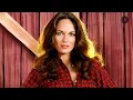 Fans Can t Believe What Catherine Bach Wore Photos Everyone s Talking About