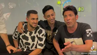 احمد عبدو يغني فين الحنان الي بيتسوا بي حنانك يا امي فين دندنها