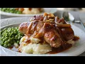 Download Lagu Bangers and Mash - A Classic British Recipe in 30 Minutes
