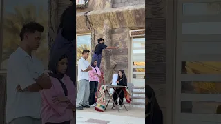 جتلكم بفكره جديده ( فرد امن اثناء الصلاه الموظفين يحطو في فخ !)