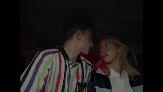 TAKE ME SOMEWHERE NICE - Extrait VO