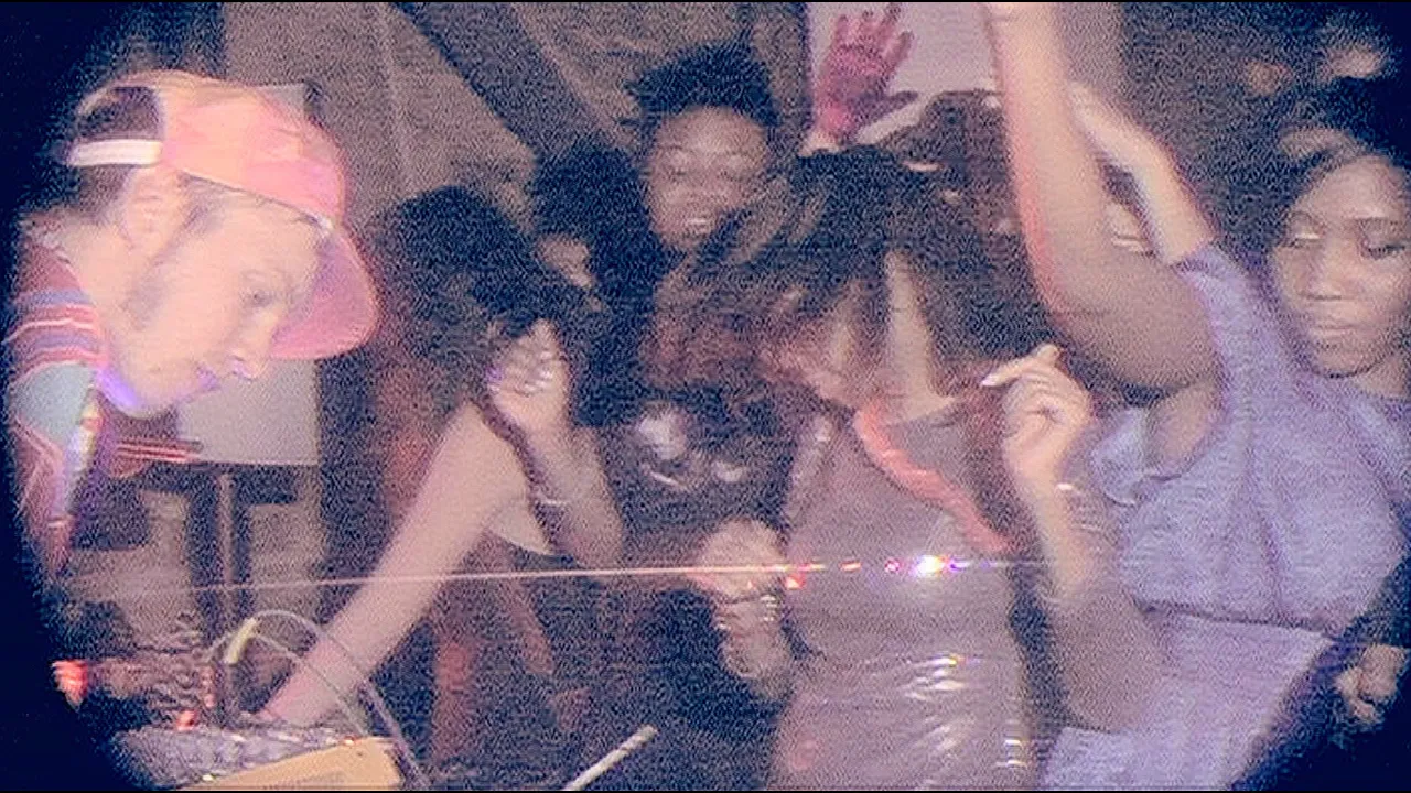 Pictureplane - GOTH STAR (Live - 2009) Monster Island Basement