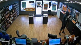 Thief steals iPhone 7 worth 800 from local Boost Mobile store in Flint Genesee County Mi