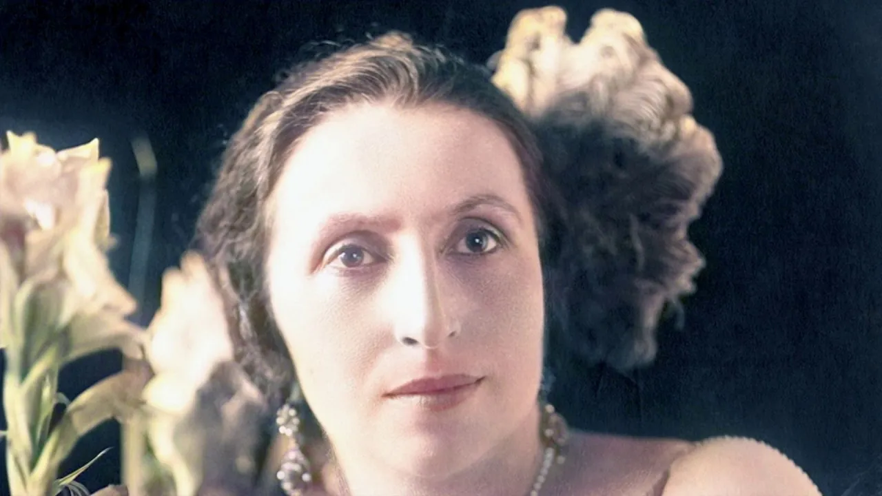 Amelita Galli-Curci 'Solvieg's Song' - Peer Gynt - (Grieg) - Digital Stereo Amelita Galli-Curci 'Solvieg's Song' - Peer Gynt - (Grieg) - Digital Stereo