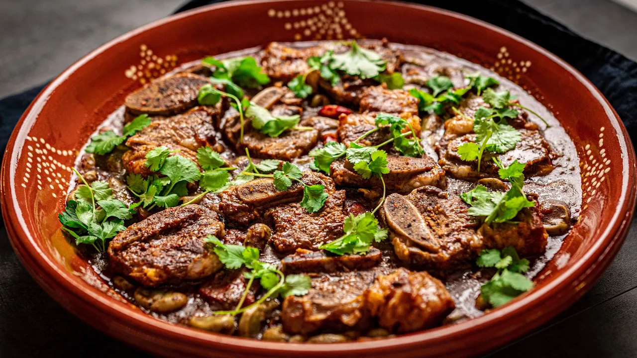 Favas com Entrecosto à Tuga