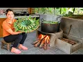 How to wrap traditional colored sticky rice Banh Chung for sale at the market