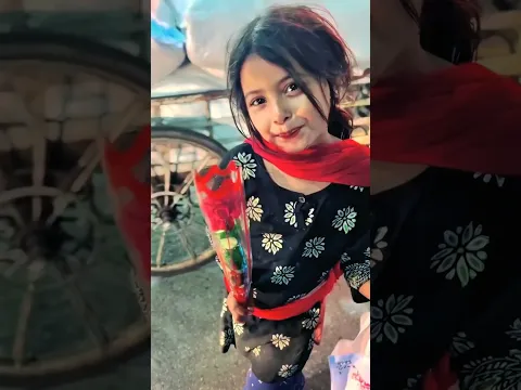 রাজপ্রা,সা,দ  বি,হী,ন রাজার রাজকন্যা তাই না ?
