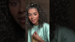 دول عيروني وقالولي اسمر اللون يا لا للي 