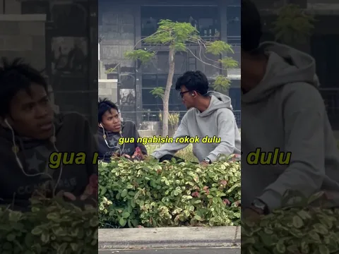 Minggir, ini tempatnya mister john 😭 #kutipanx