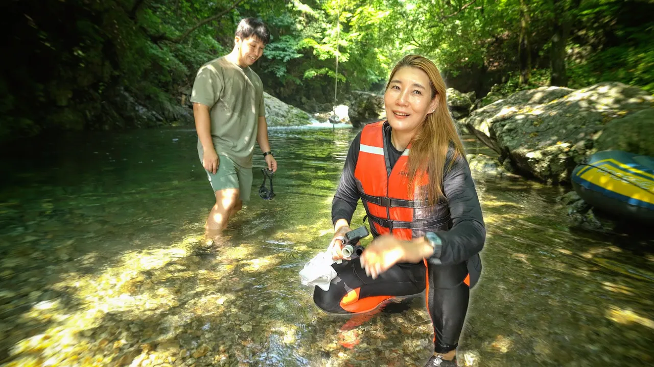 폭염엔 여기가 개꿀│여러분은 오지 마세요 저희만 오게 │4년만에 다시 찾은 계곡 이렇게 시원해도 되나? │흥정계곡캠핑700 썸네일