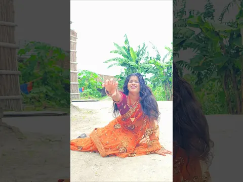 ek aurat ke pyar mein ek ladka daudte hue aaya Achanak ❤️😱/#shorts #viral #youtubeshorts #trending