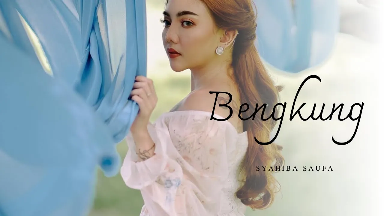 Lirik Dan Terjemahan Lagu Brngkung Syahiba Saufa Lirik Dan Terjemahan Lagu Brngkung Syahiba Saufa