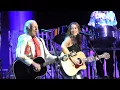 Download Lagu Jimmy Buffett - Come Monday (with Caroline Jones)