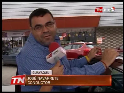 En varias gasolineras se registra nueva alza de gasolina super a 3.10 USD