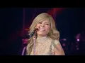 Gloria Trevi - Cinco Minutos (En Vivo)