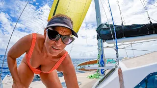 Spinnaker Drama & Seasickness – Spearfishing the High Seas (Sailing Popao) Ep.68
