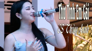 Download Khách đến dự tiệc ngỡ ngàng với giọng hát live của Thùy Anh | Tân Cổ Việt MP3