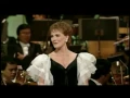 Download Lagu [HD]Edelweiss - Julie Andrews / エーデルワイス - ジュリー・アンドリュース