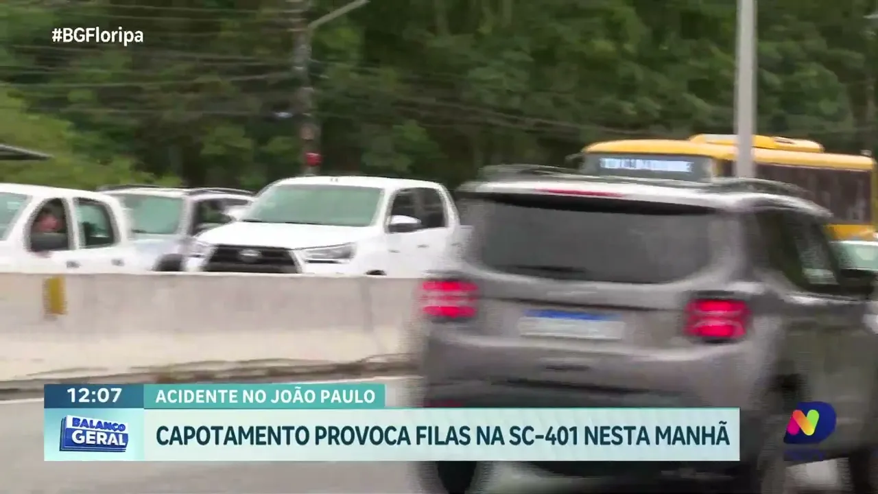 Capotamento na SC-401 gera filas: trânsito interrompido na manhã desta quarta-feira