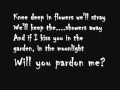 Download Lagu Tip Toe (Through The Tulips) Tiny Tim - Insidious Lyrics